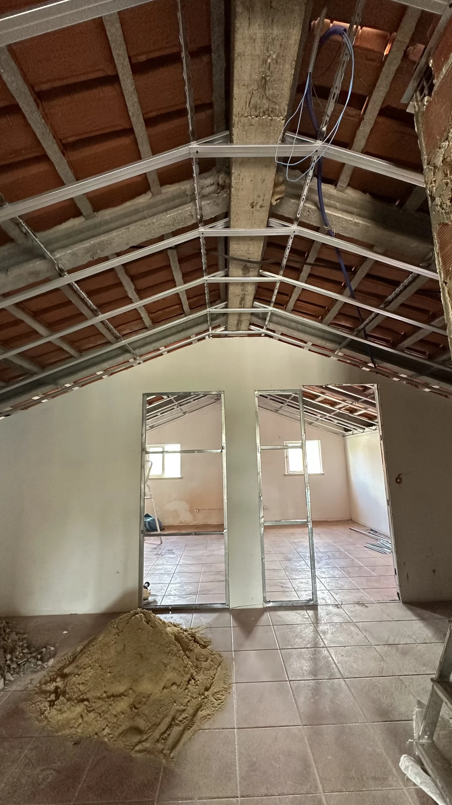 Remodelação Sótão para T1 - Boa Vista — 3