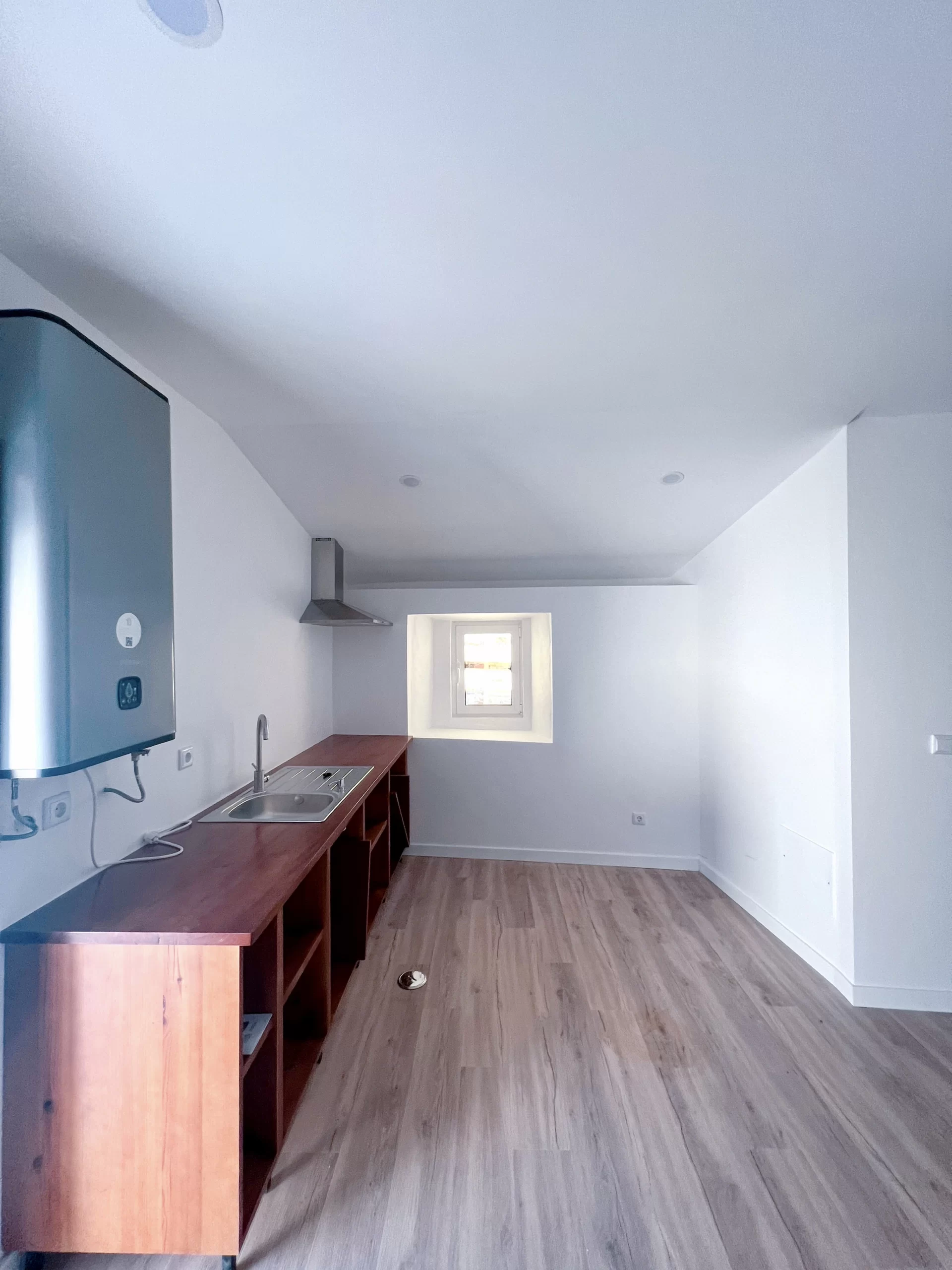 Remodelação Garagem para T1 - Praia da Vieira